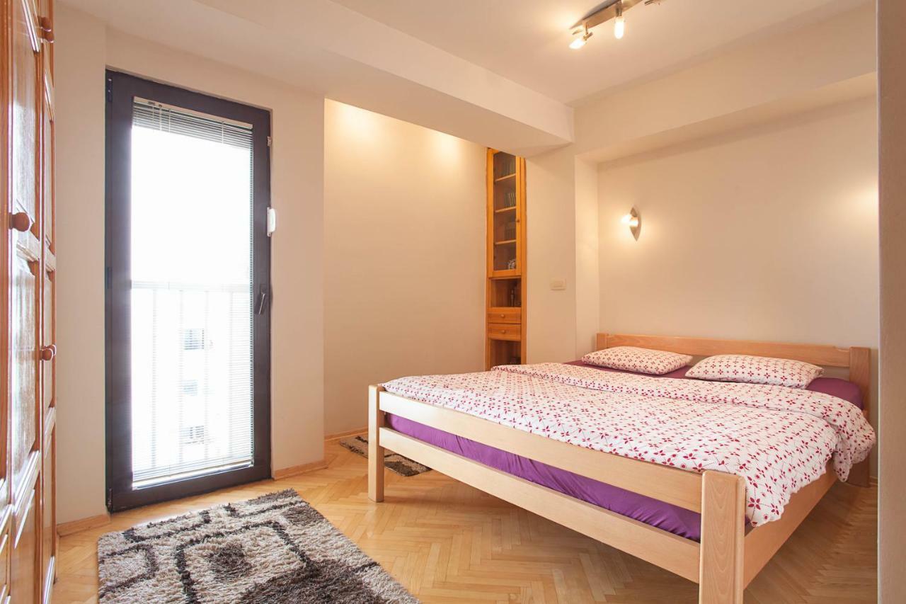 White Apartment Skopje Extérieur photo